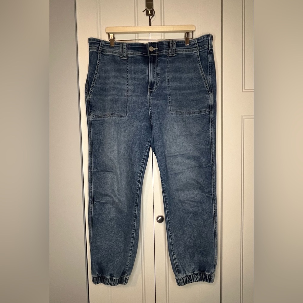TORRID High-Rise Dark Blue Stretch Denim Jeans